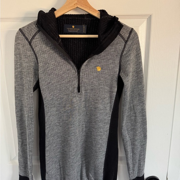 Fjallraven Tops - Womens Fjallraven Bergtagen woolterry pullover hoodie, XS